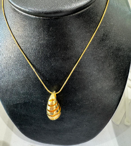 COLLAR DE GOTA DORADO