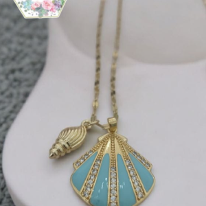 COLLAR CONCHA AZUL CON CONCHITA