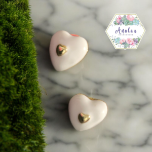 ARETE CORAZON BLANCO . DORADO
