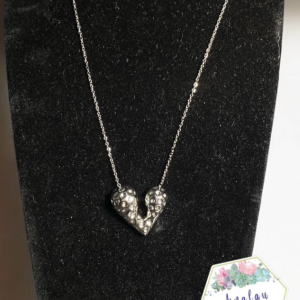 COLLAR CORAZON HUECO PLATA