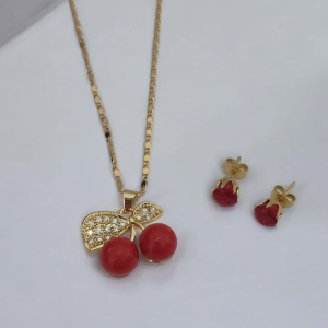 COLLAR DE CERZA ROJO LISO HOJA INCRUSTADO 2