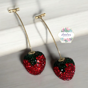 ARETE DE FRESA PIEDRAS ROJAS