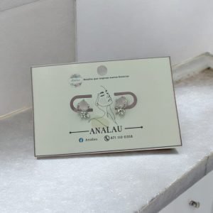 ARETE BROQUEL PLATA CIRCULO ROSA