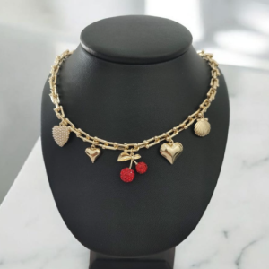 COLLAR CEREZA INCRUSTADA CORAZON CONCHA