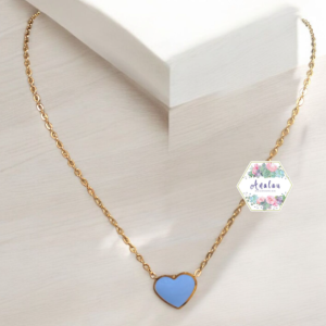 COLLAR CORAZON AZUL CIELO LISO