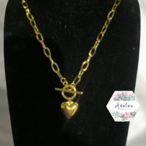 COLLAR CORAZON DORADO CON BROCHE