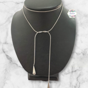 COLLAR PLATEADO GOTA LARGO