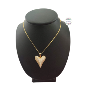COLLAR GRANDE DE CORAZON INCRUSTADO