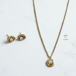COLLAR DESTELLO DORADO