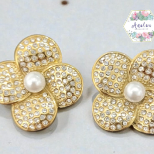 ARETES DE FLOR 4 PETALOS