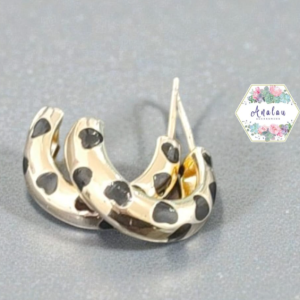 ARRACADA DORADO CORAZONES NEGROS