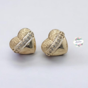 ARETE CORAZON DORADO LISO Y TEXTURA