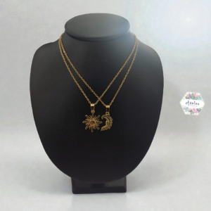 COLLAR DE PAREJAS DE SOL Y LUNA DORADO