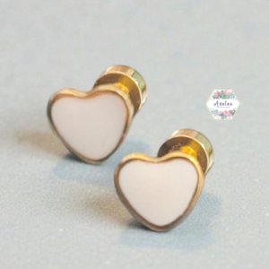 ARETES DE CORAZON BLANCOS