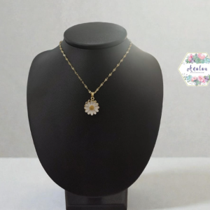 COLLAR GIRATORIO MARGARITA BLANCA