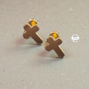 aretes de cruz dorado