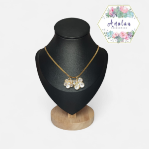 COLLAR DE DOBLE FLORES DORADO CON CENTRO DE DIAMANTE
