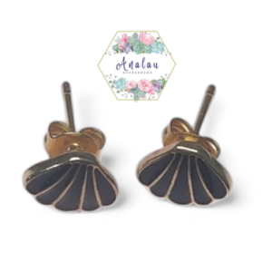 ARETES DE CONCHA NEGRA