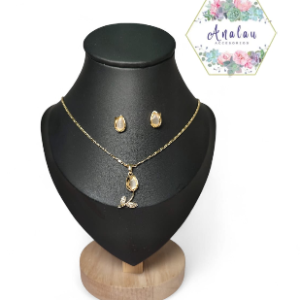 COLLAR Y ARETES CON TALLO DE FLOR BRILLOSOS