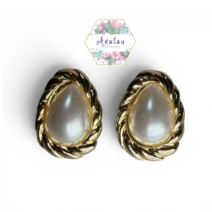 ARETE OVALO PERLA DORADO
