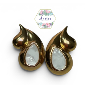 ARETE TIPO GOTA BLANCO DORADO
