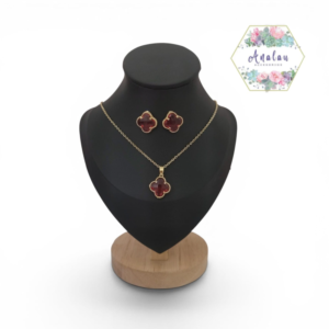 COLLAR Y ARETES TREBOL TRANSPARENTE ROJOS