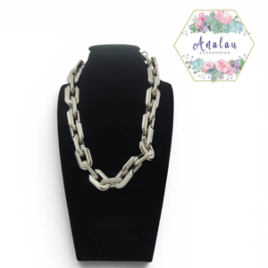 COLLAR DE CADENA GRUESA PLATA