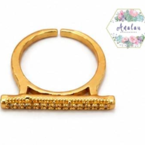 ANILLO DORADO EN LINEA TEXTUARIZADO