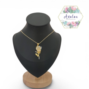 COLLAR DE FLOR BLANCA TORNASOL