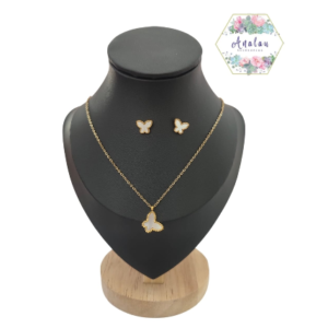 COLLAR Y ARETES DE MARIPOSA BLANCA