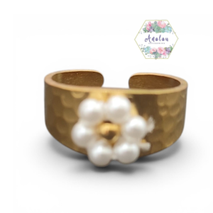 ANILLO DORADO CON FLOR BLANCA